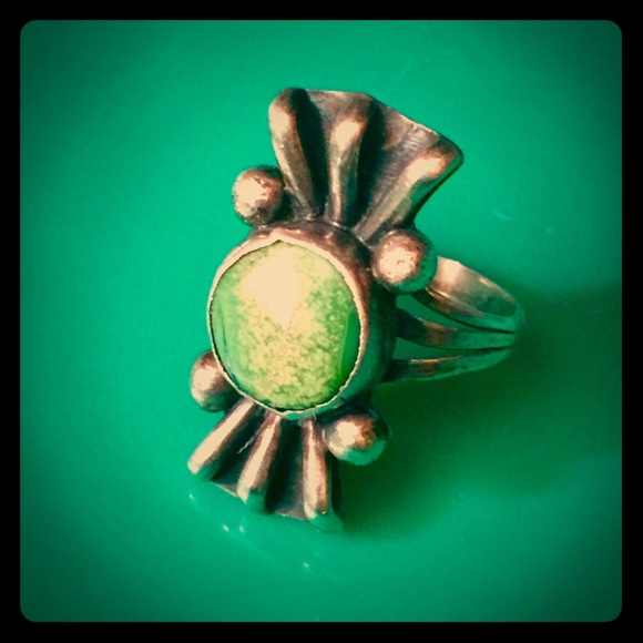 Navajo Turquoise Green Native American Sterling silver Ring - Picture 5 of 5